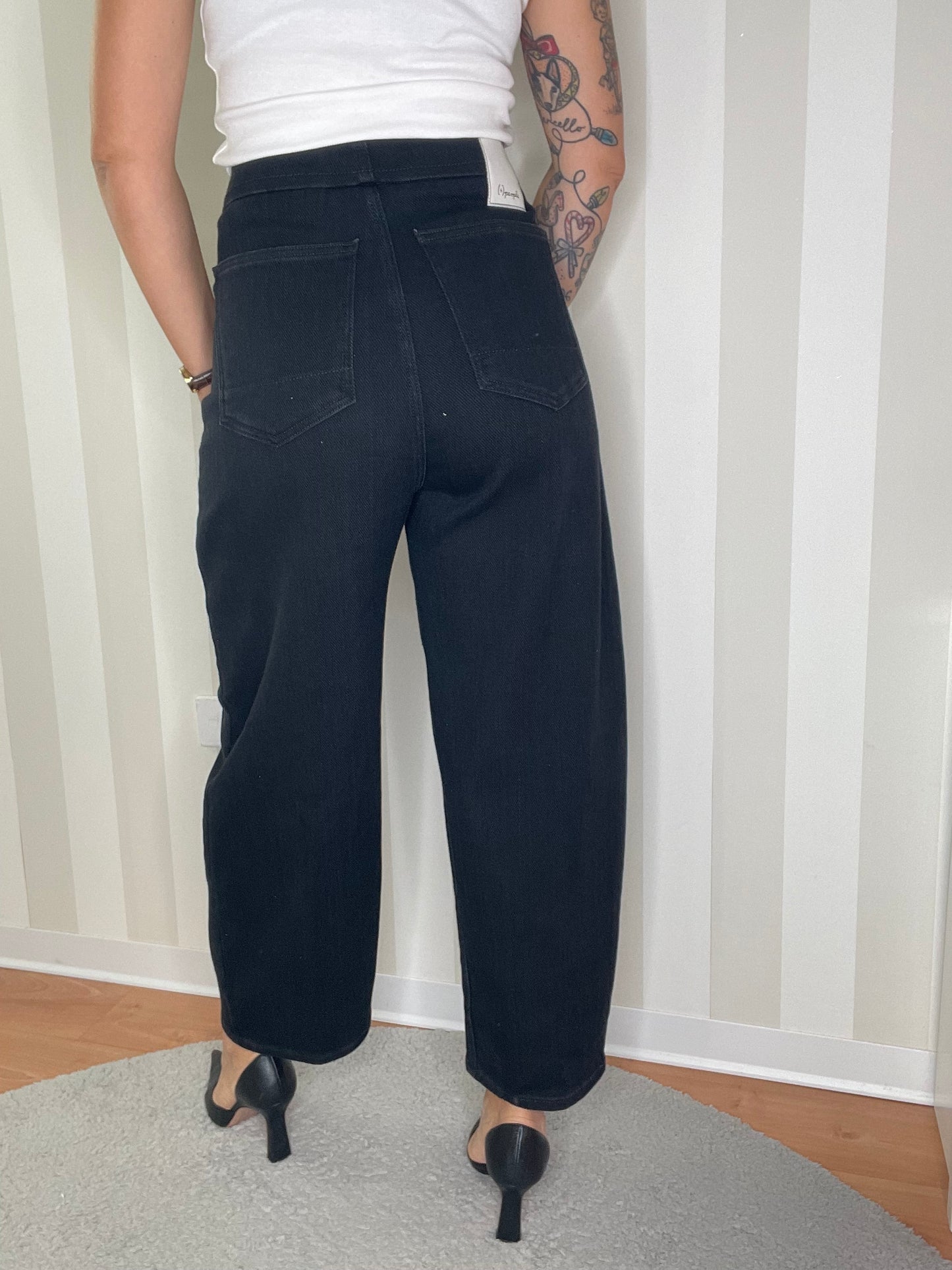 JEANS BALLOON,(+) people.