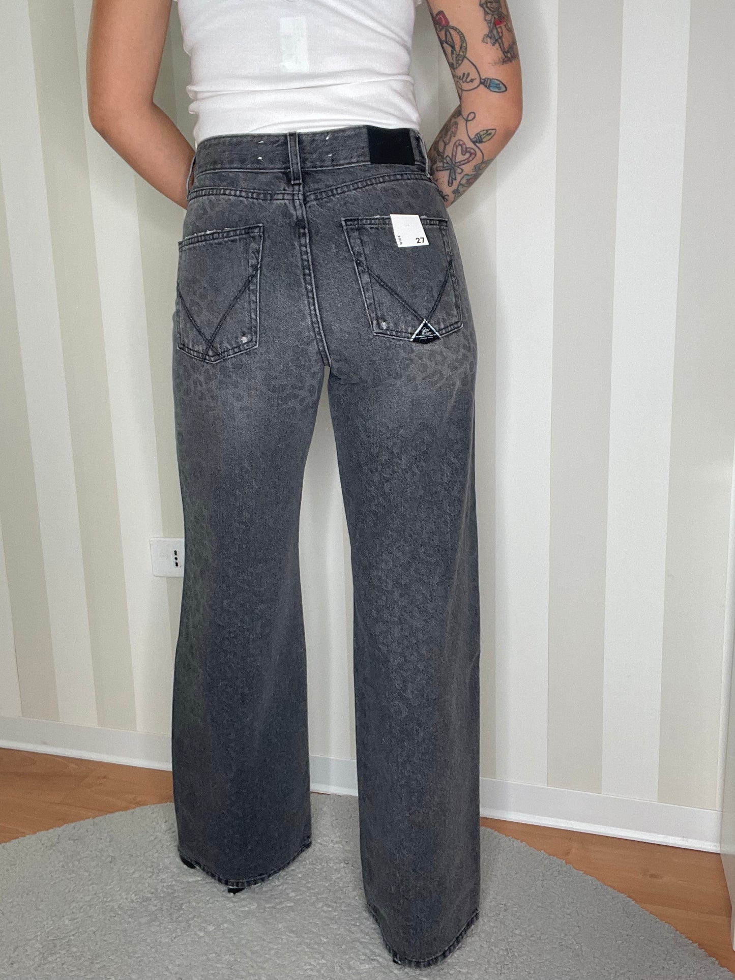 SUPER WIDE WOMAN,ROY ROGER’S