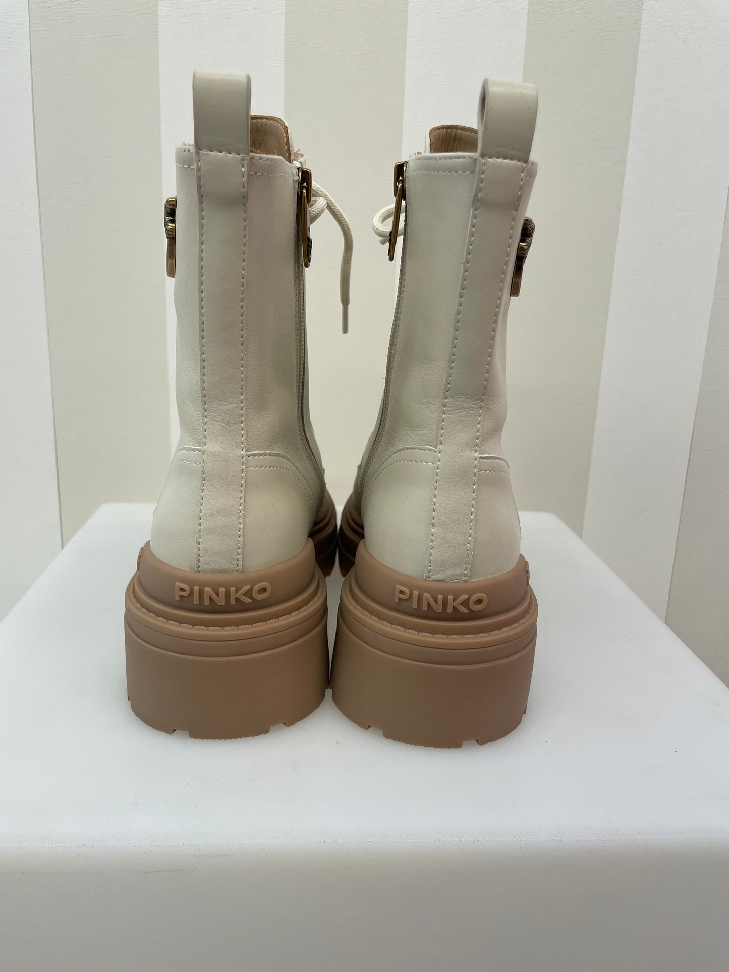 Anfibi con logo in metallo PINKO