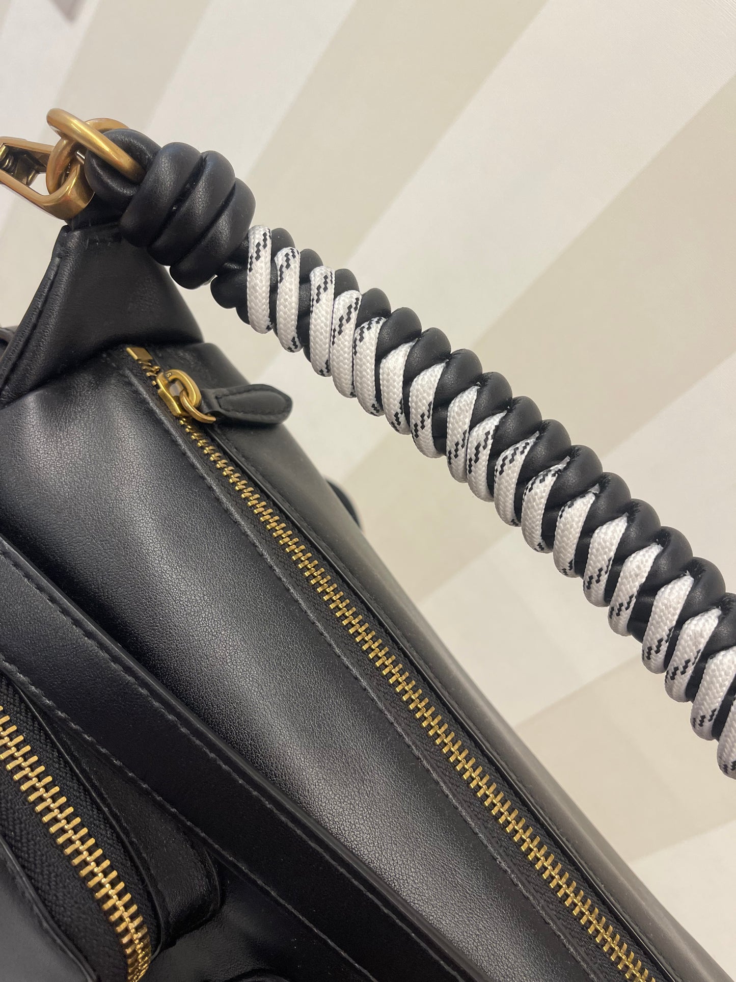 Borsa a mano Cargo Bag media in pelle con tasche,PINKO.