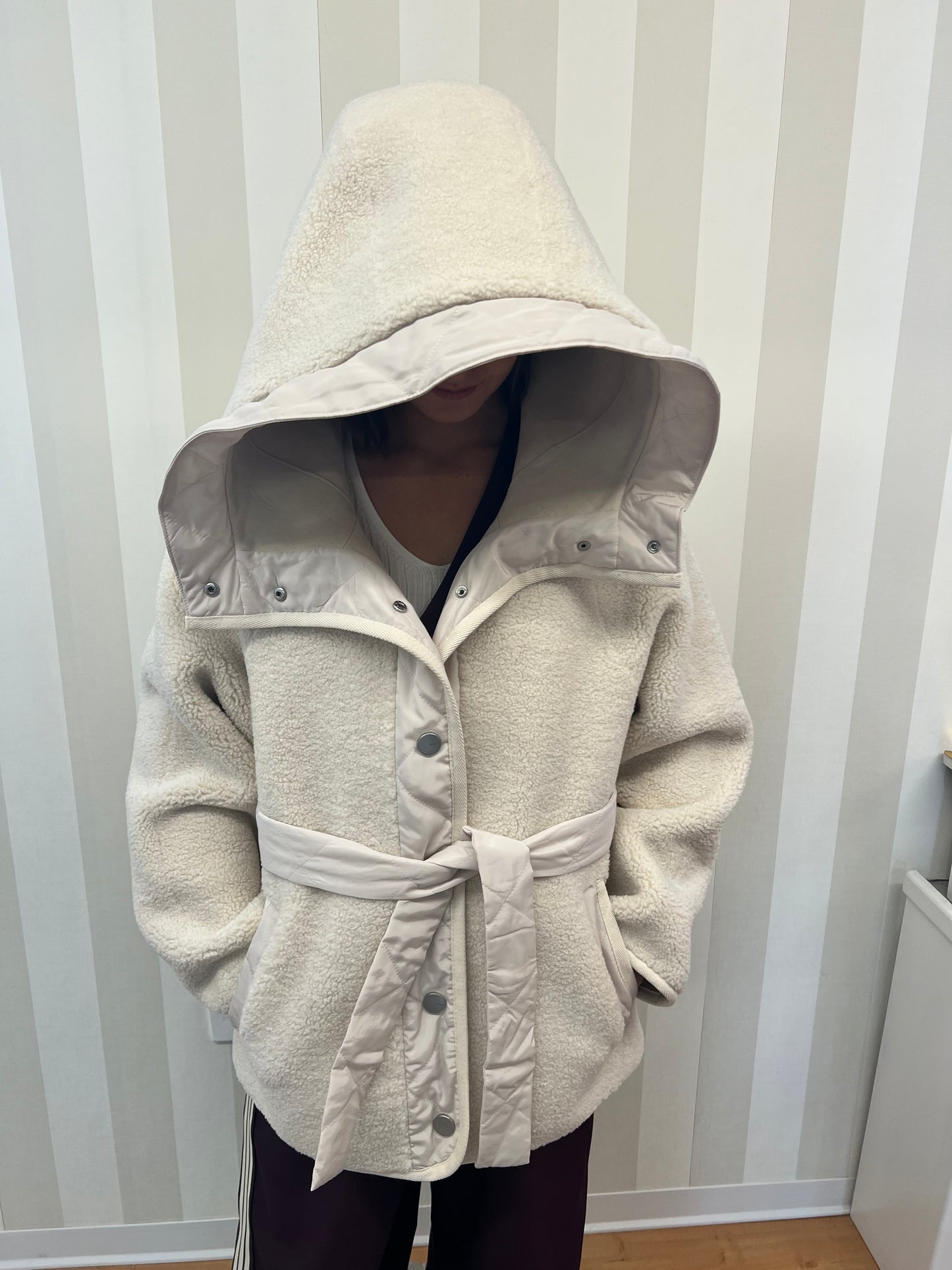 Caban corto effetto teddy,PINKO.