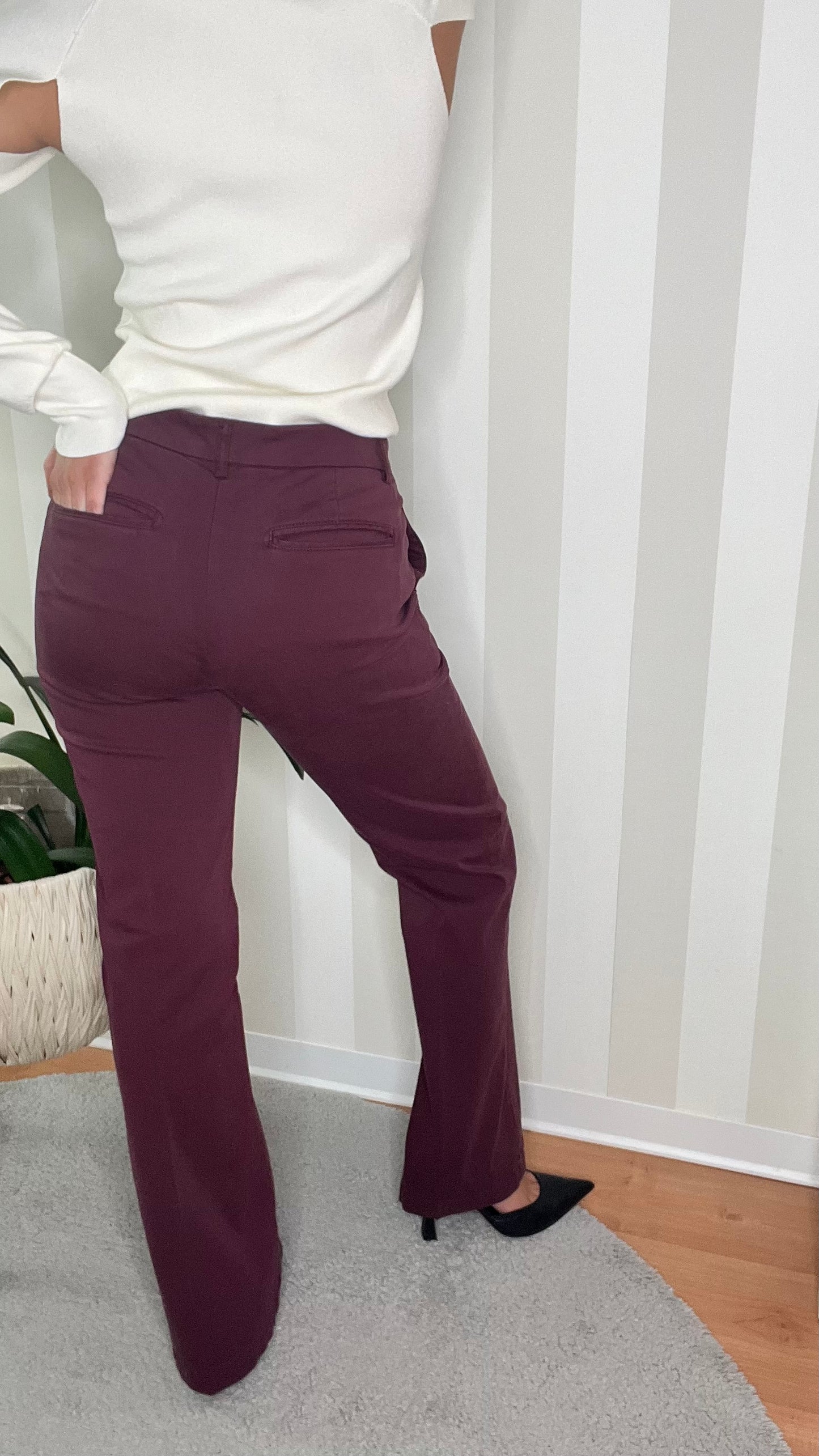 Pantalone flare bordeaux,40weft.