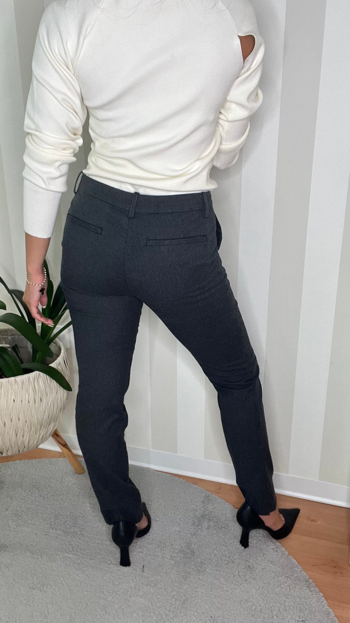 Pantalone skinny grigio,40weft.