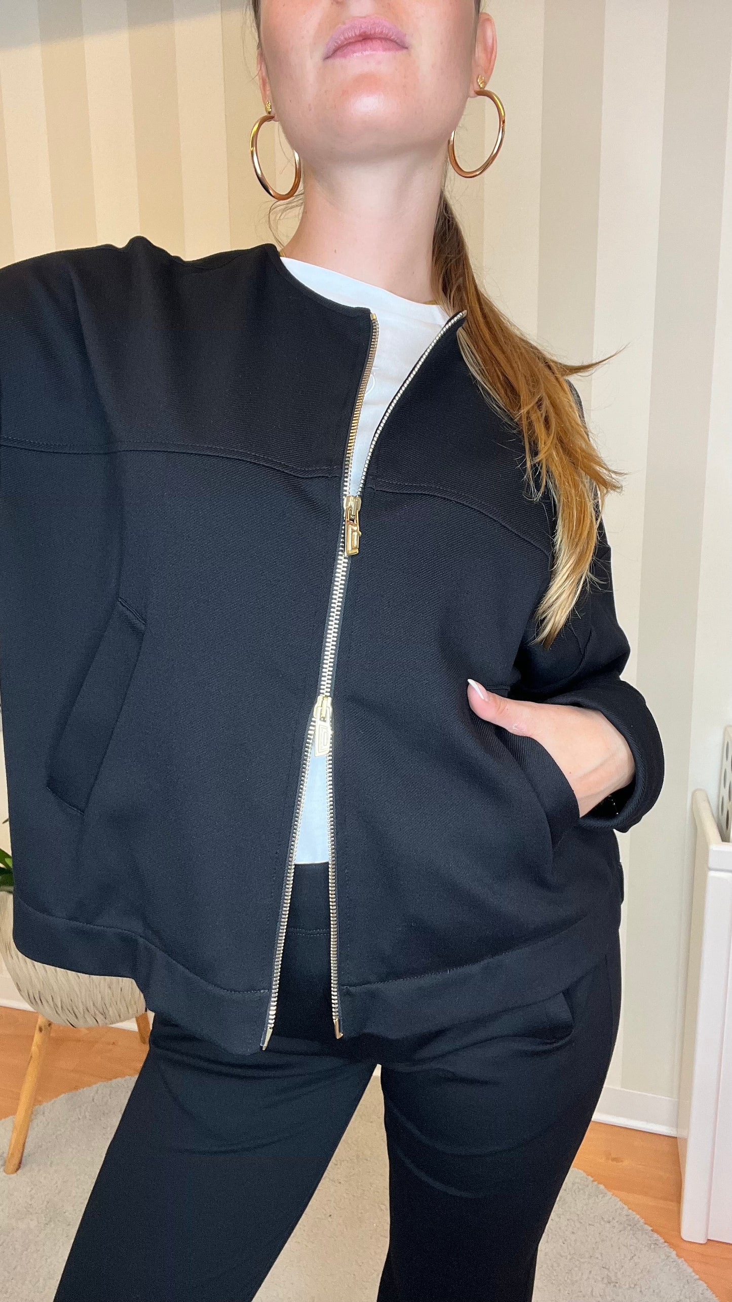 GIACCA CORTA IN TESSUTO TINTA UNITA,JIJIL.