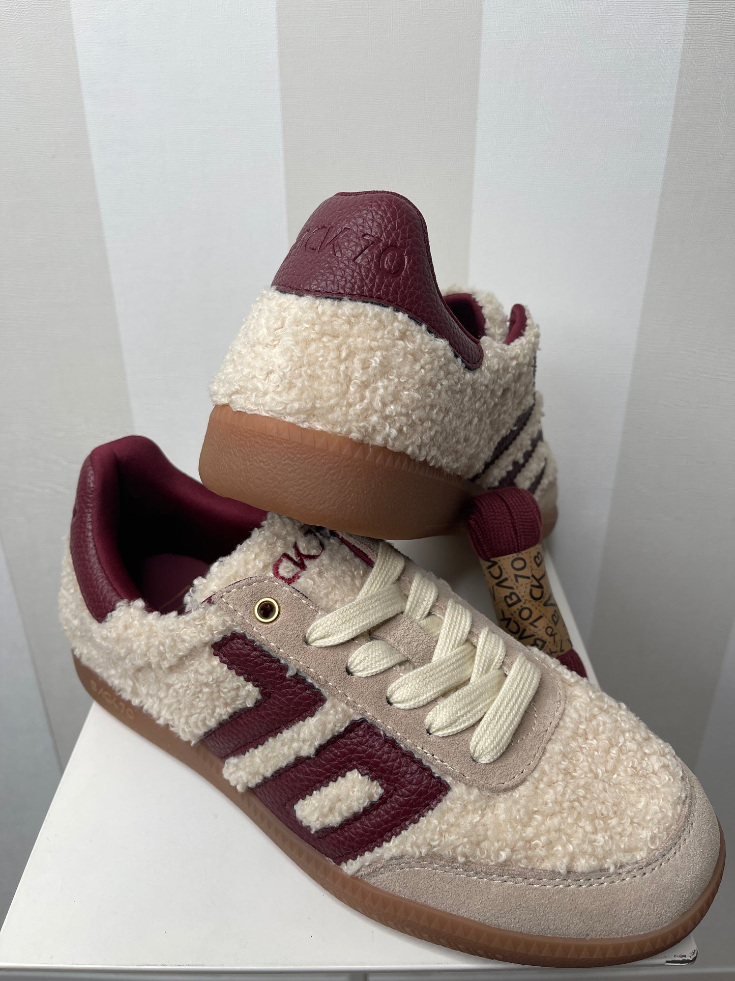 Sneakers,BACK 70