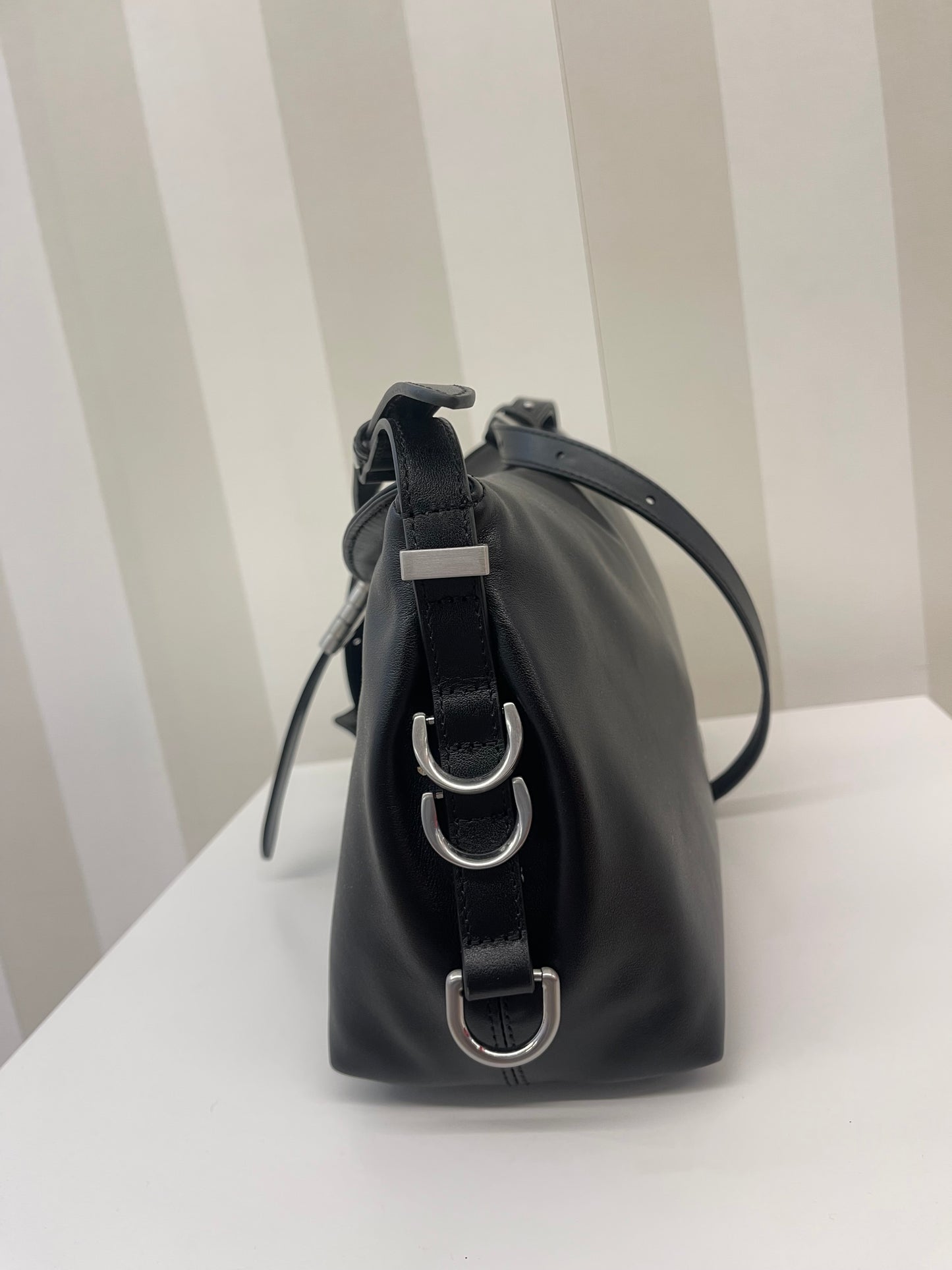 Borsa a spalla Saddle Bag Baguette media in pelle,PINKO.