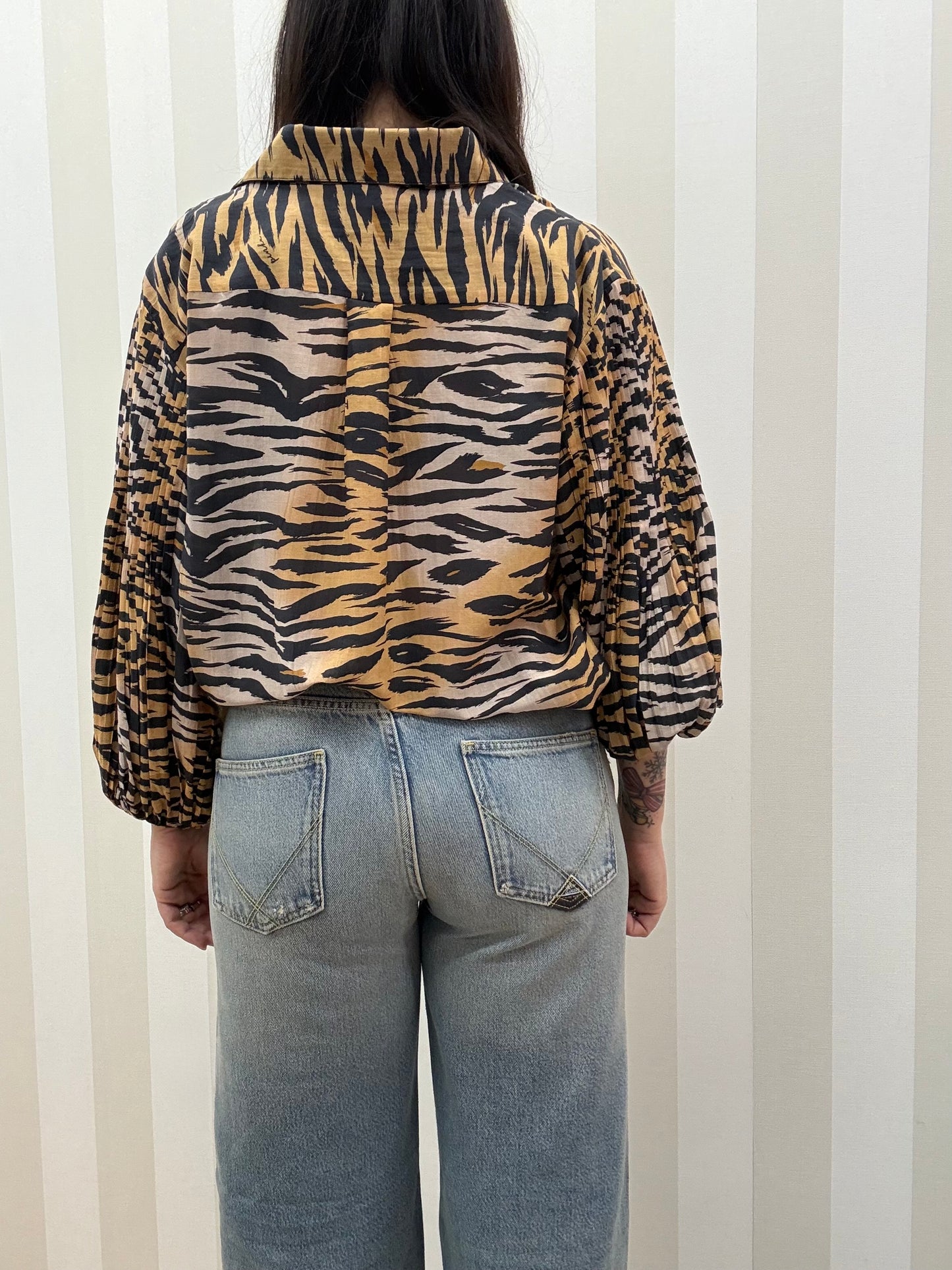 Blusa in cotone e seta con stampa animalier,PINKO.