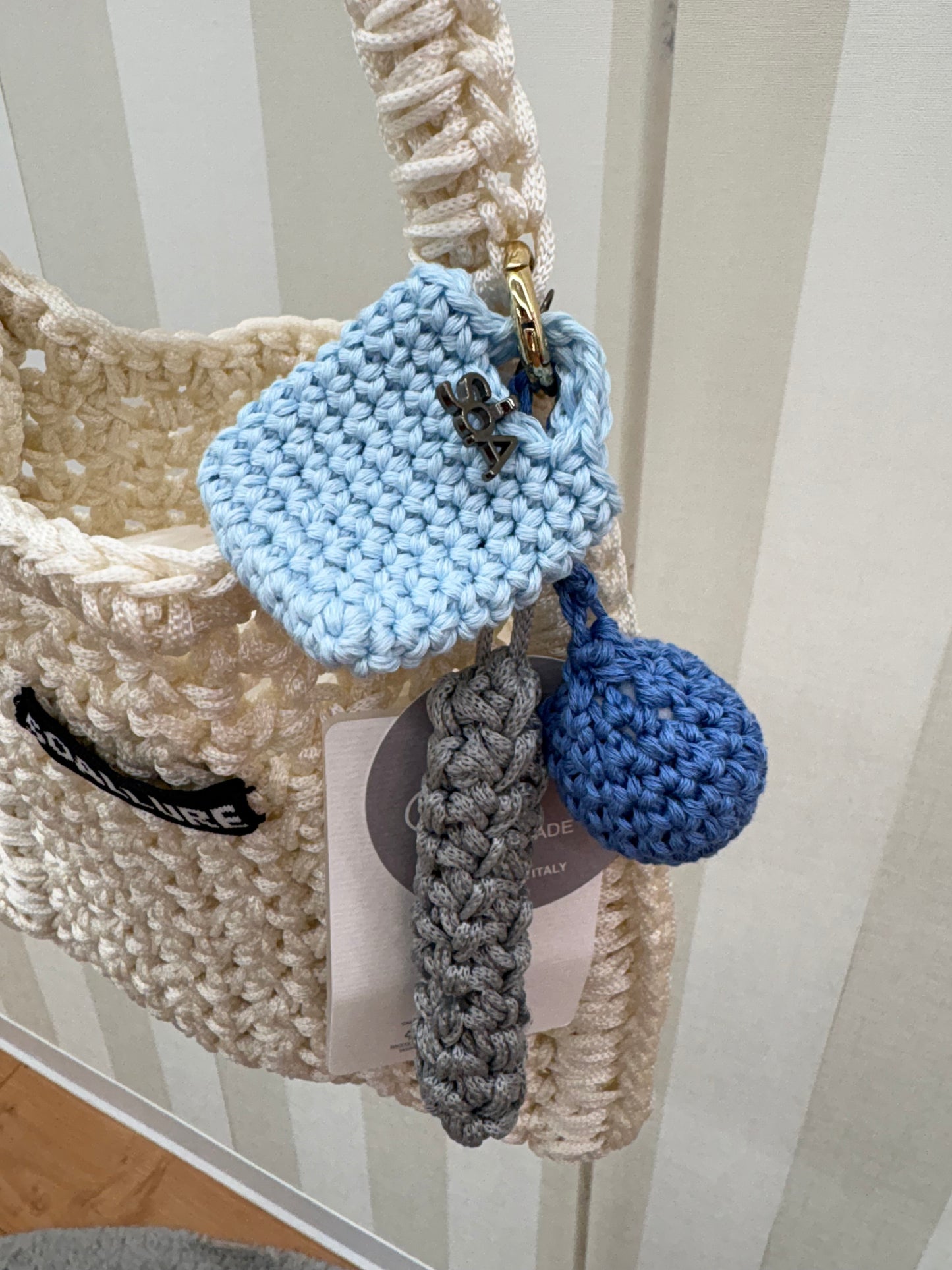 MINI SHOPPER CON CHARMS,SOALLURE.