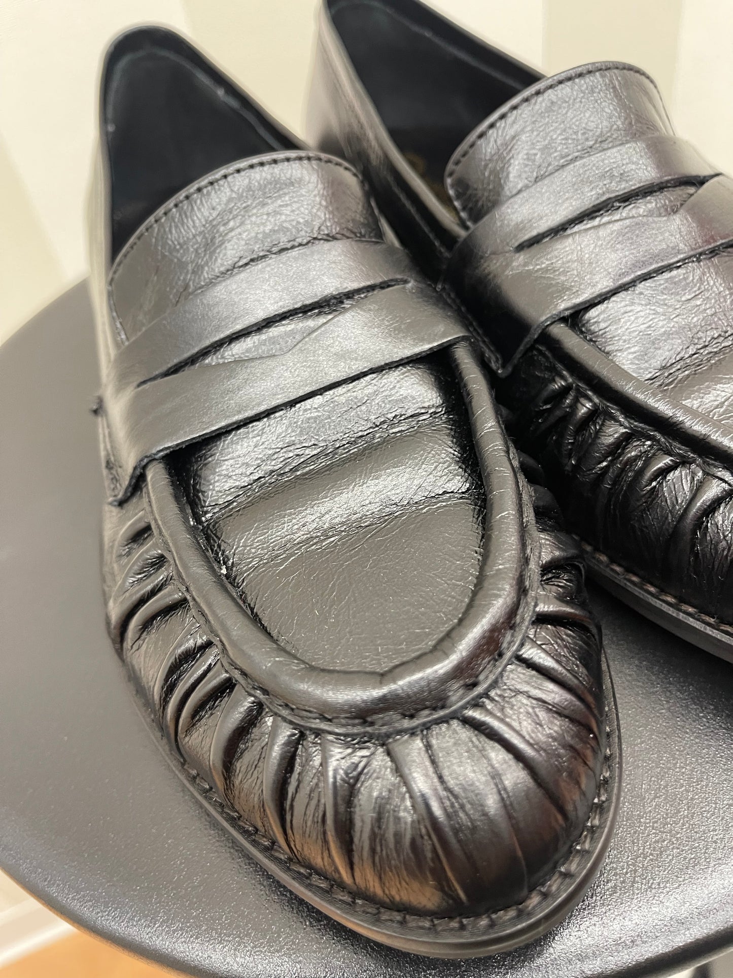 Mocassino nero,divine follie.