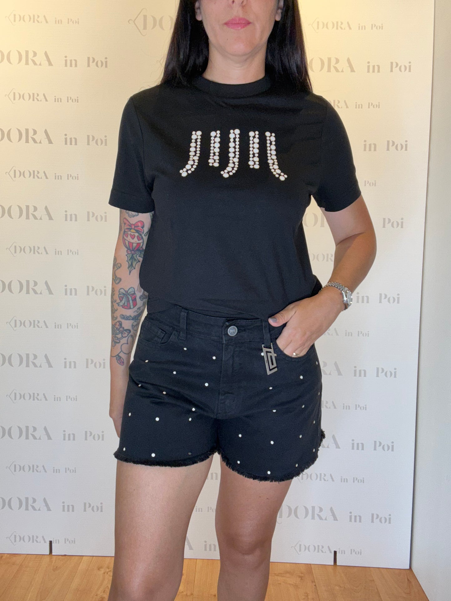 Shorts con applicazioni nero, JIJIL.