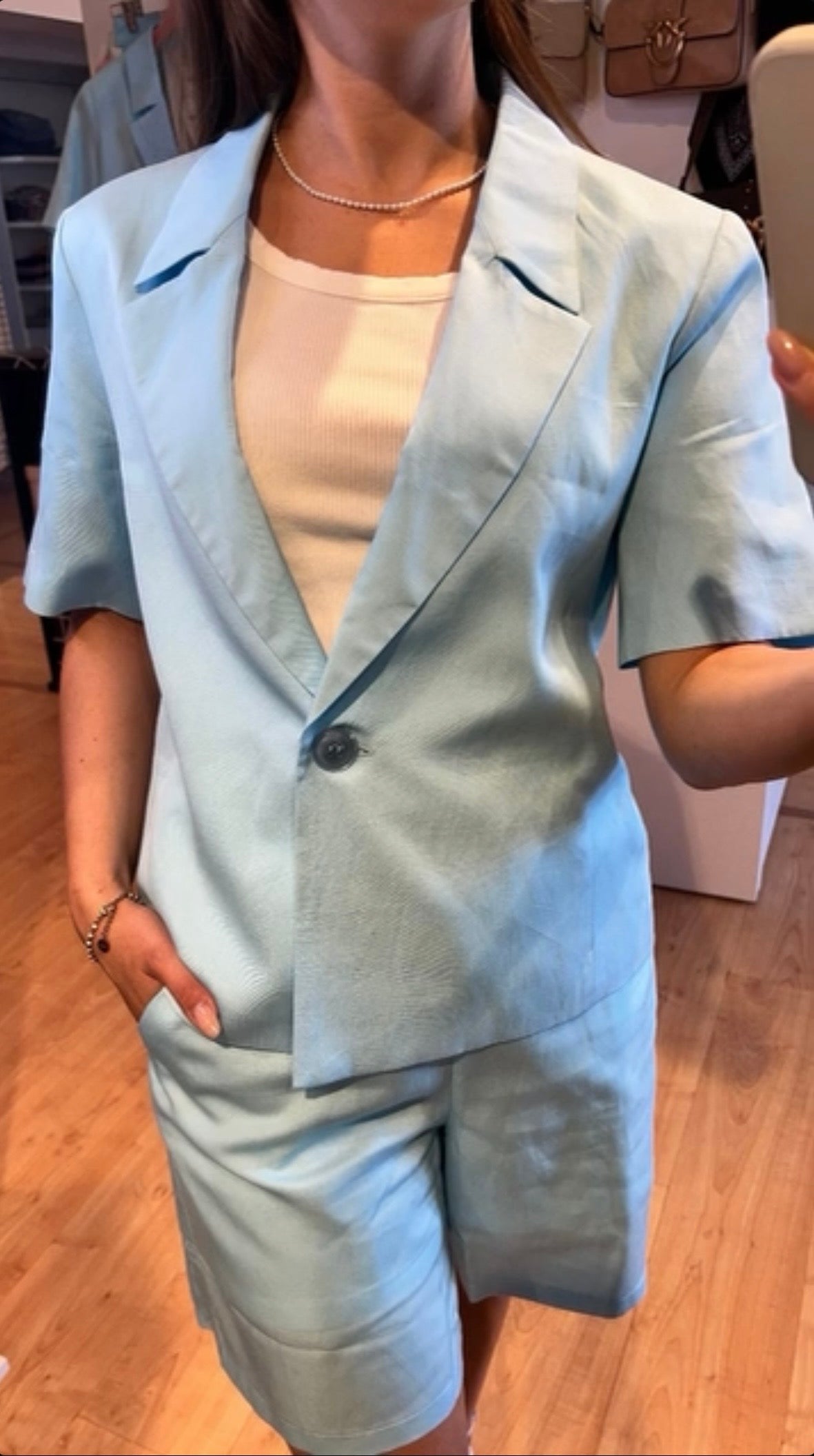Completo azzurro
