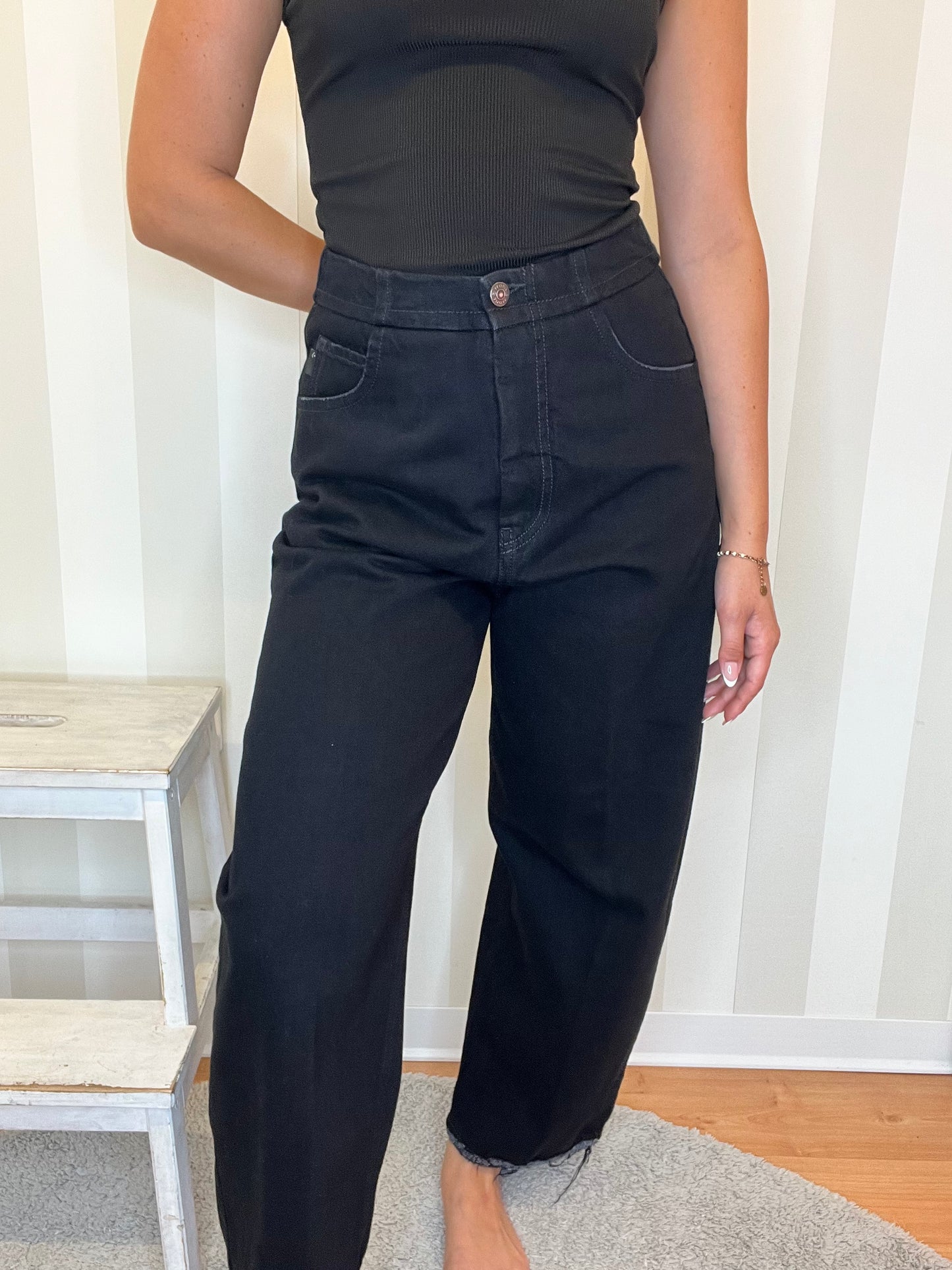 JEANS BALLOON,(+) people.