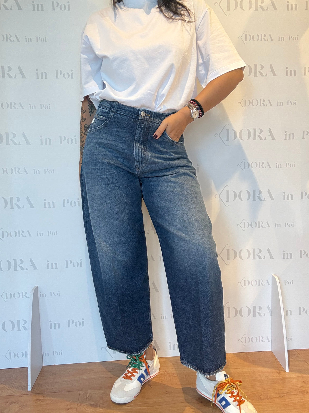 JEANS MARION,(+) people.