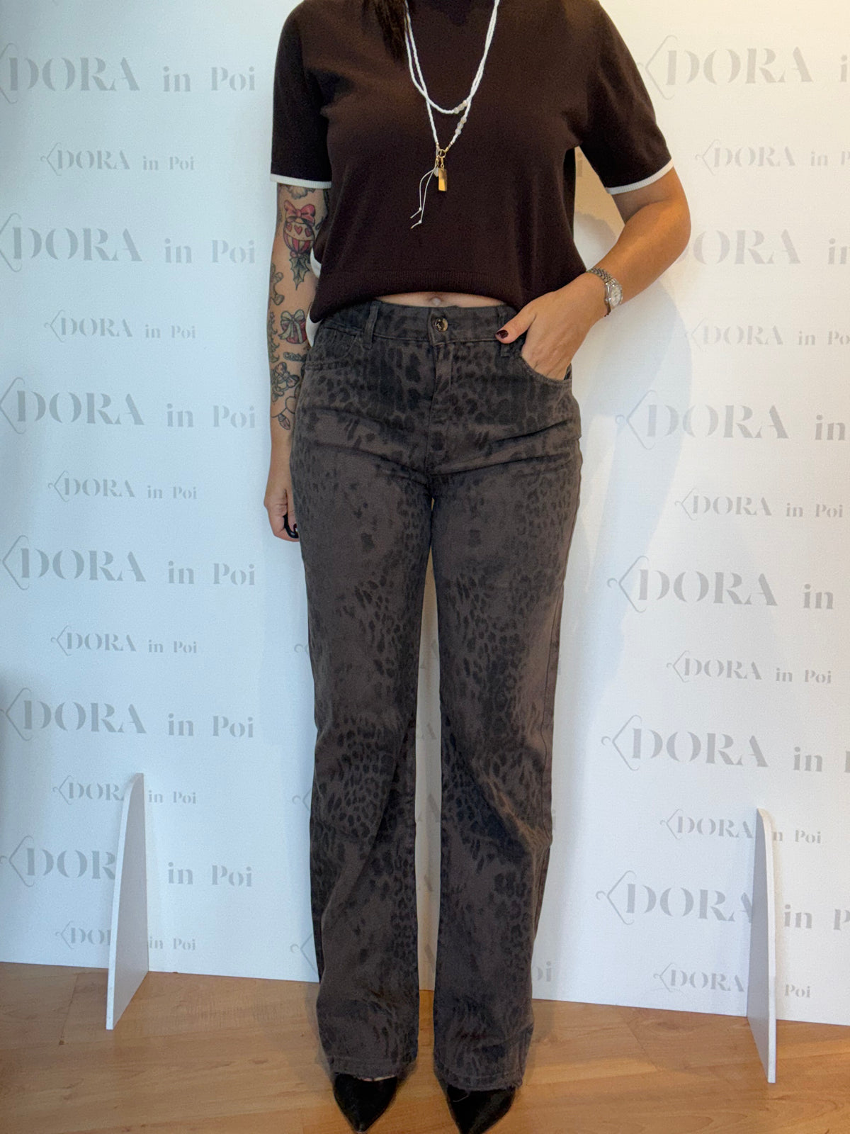 JEANS DRITTI IN BULL ANIMALIER,SOALLURE.