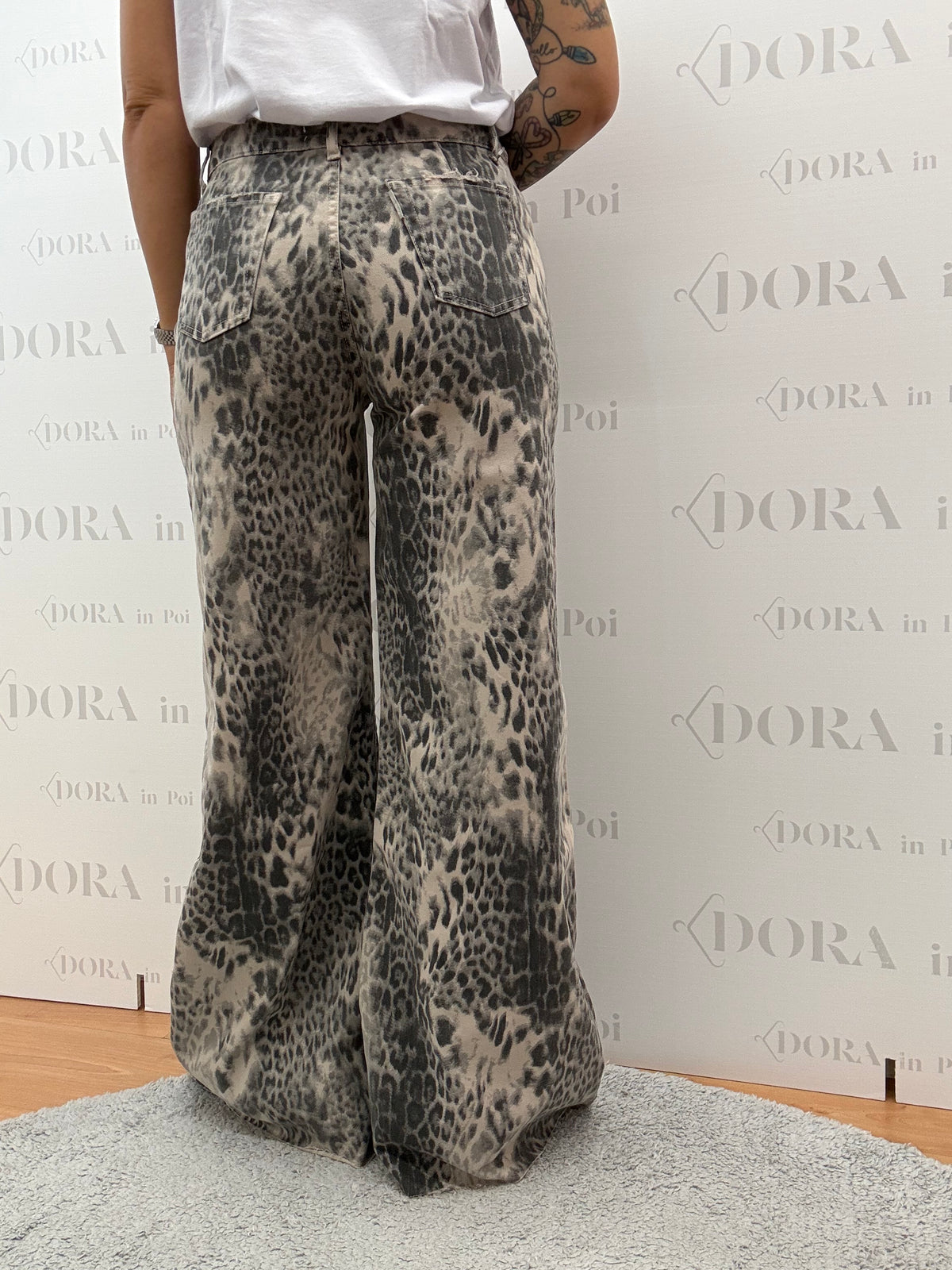 JEANS MAXI PALAZZO ANIMALIER,SOALLURE.