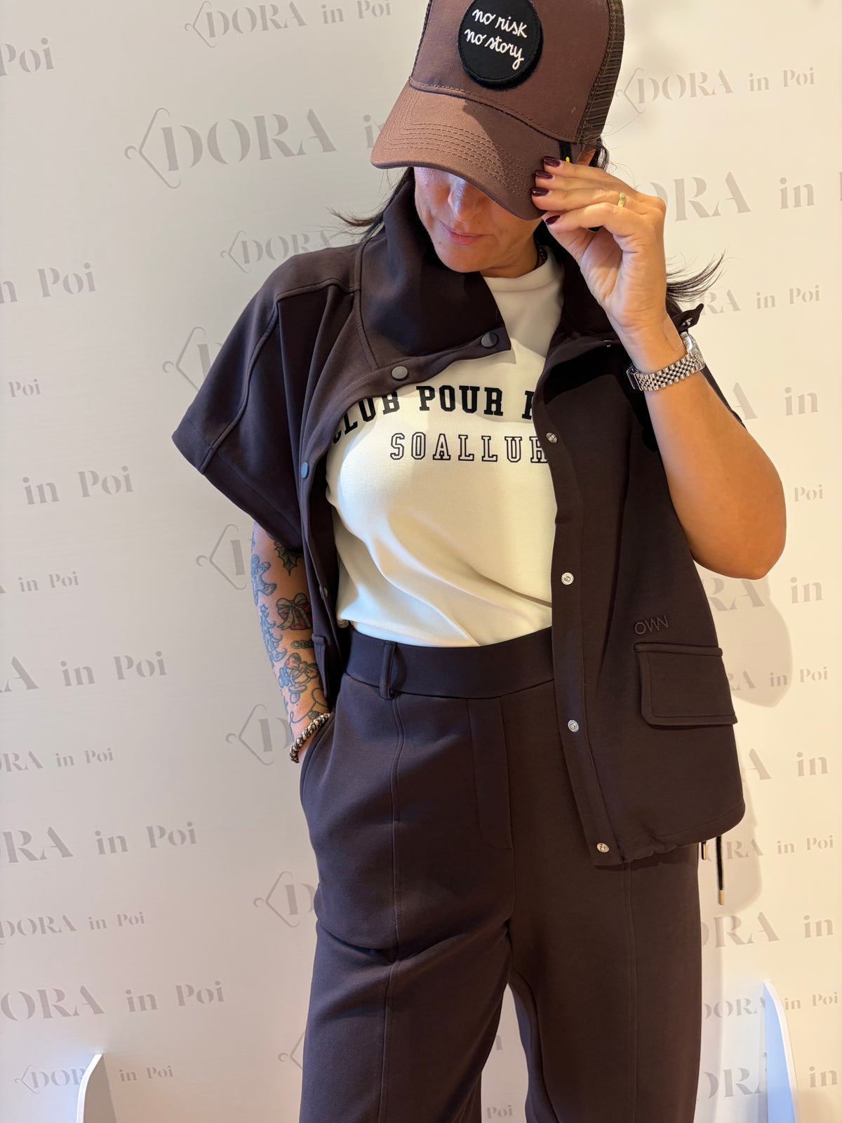 GILET OVER CON COLLO ALTO CIOCCOLATO,OWN.