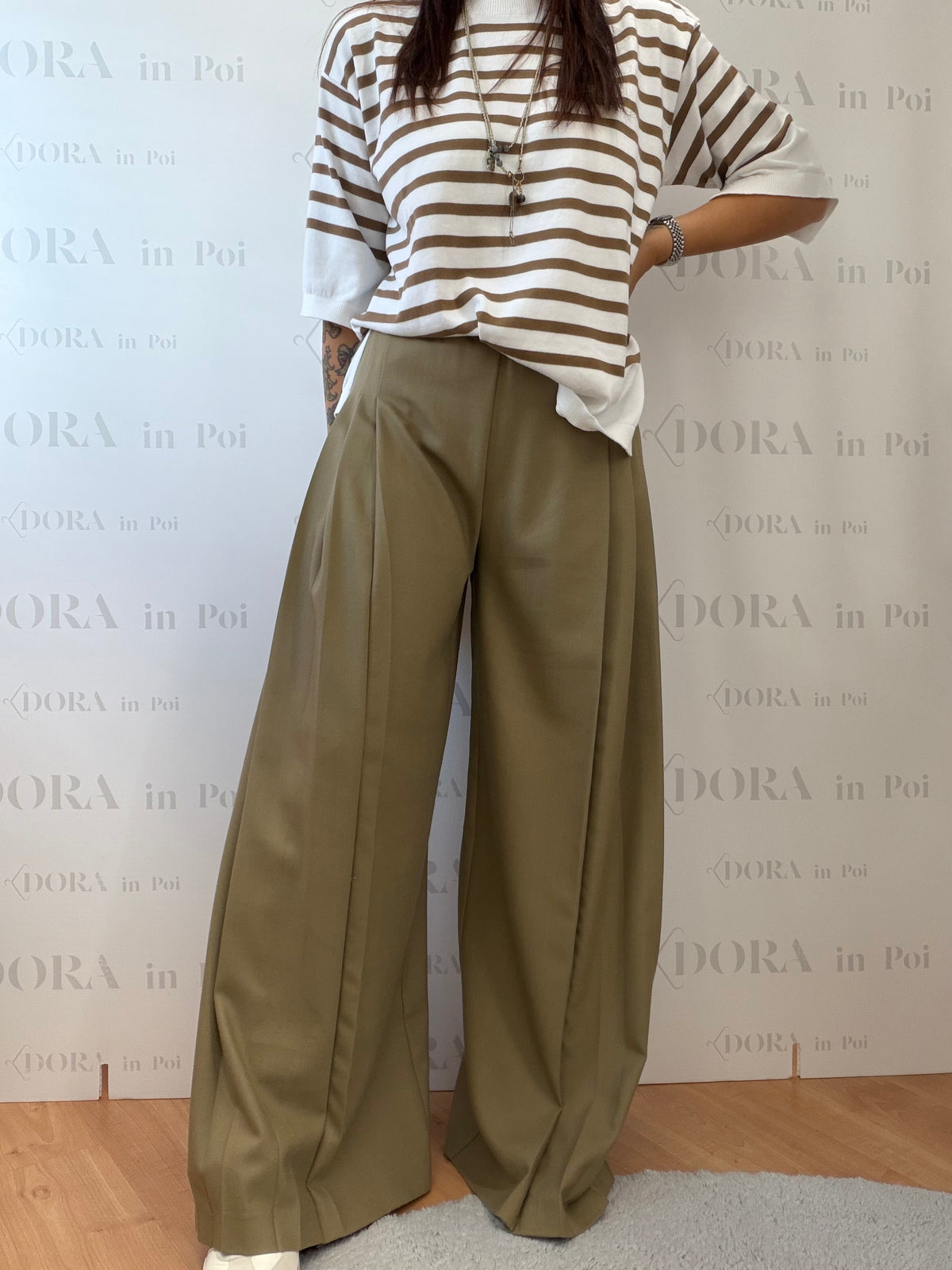 PANTALONE PALAZZO CON PICES CAMELLO,SEMICOUTURE.