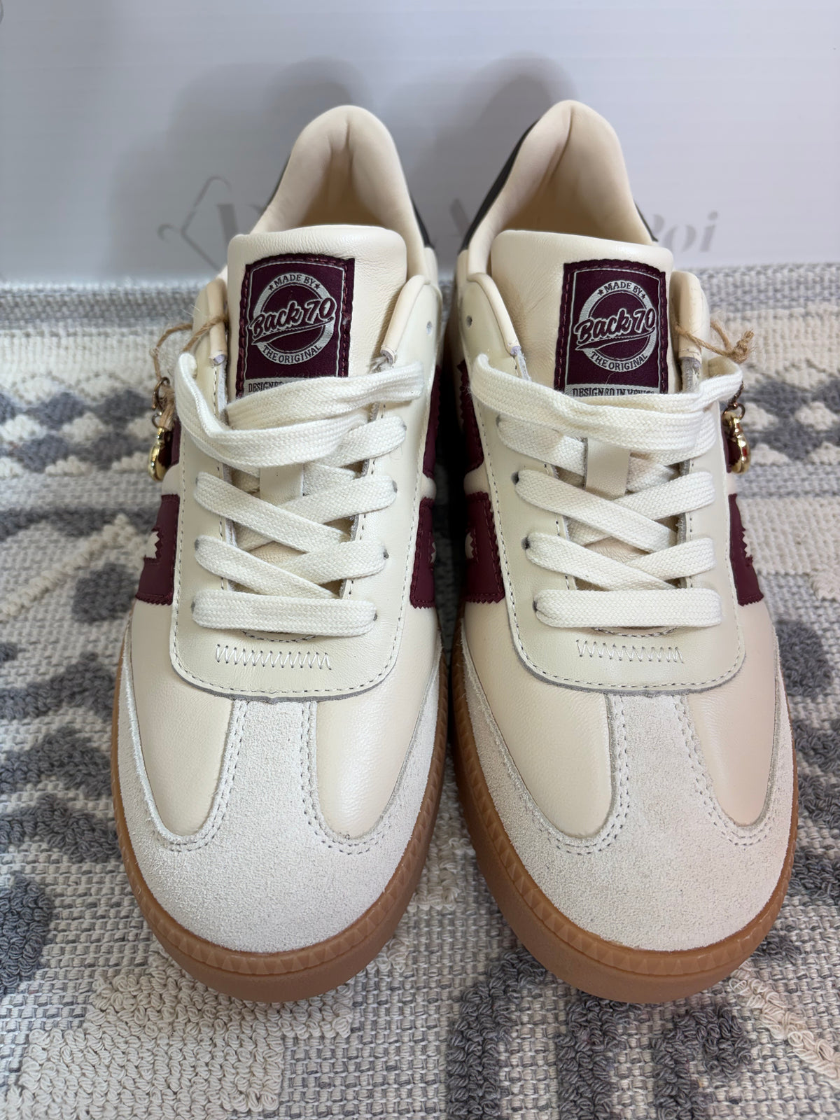Sneakers panna e Bordeaux con para alta,BACK 70.