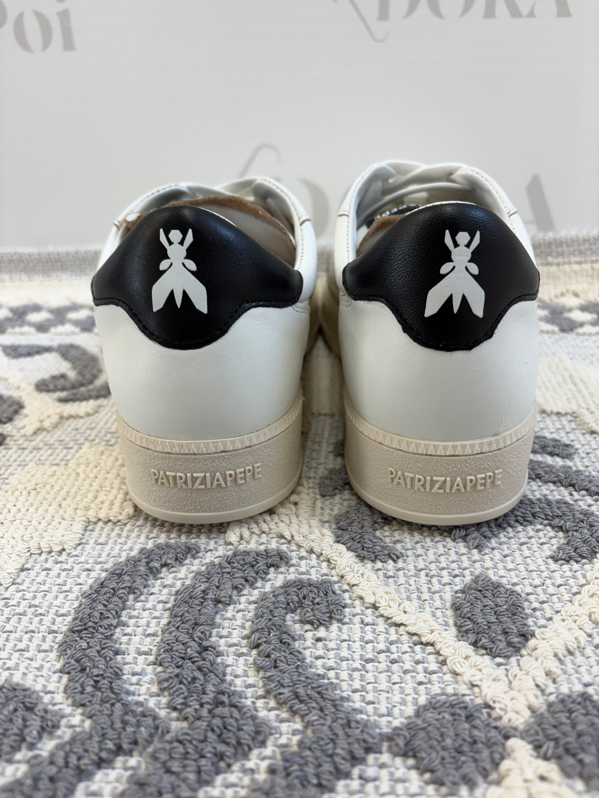 SNEAKERS PANNA E NERO,PATRIZIA PEPE.