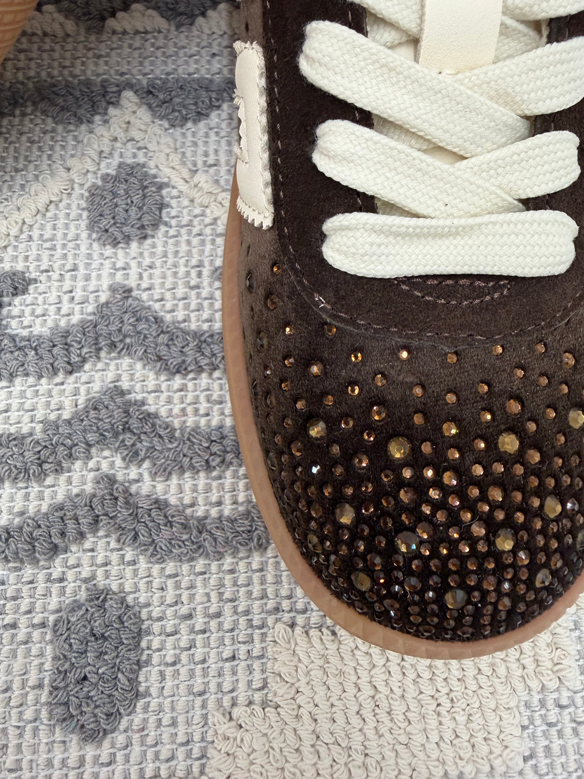 Sneakers in velluto marroni con brillantini,BACK70.