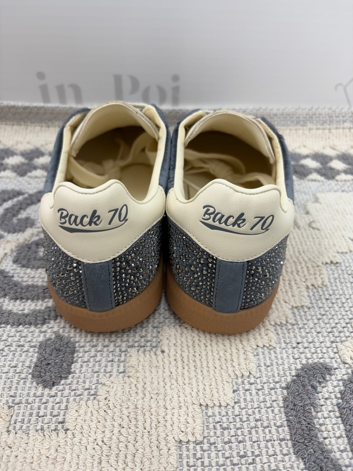 Sneakers in velluto grigio,BACK70.