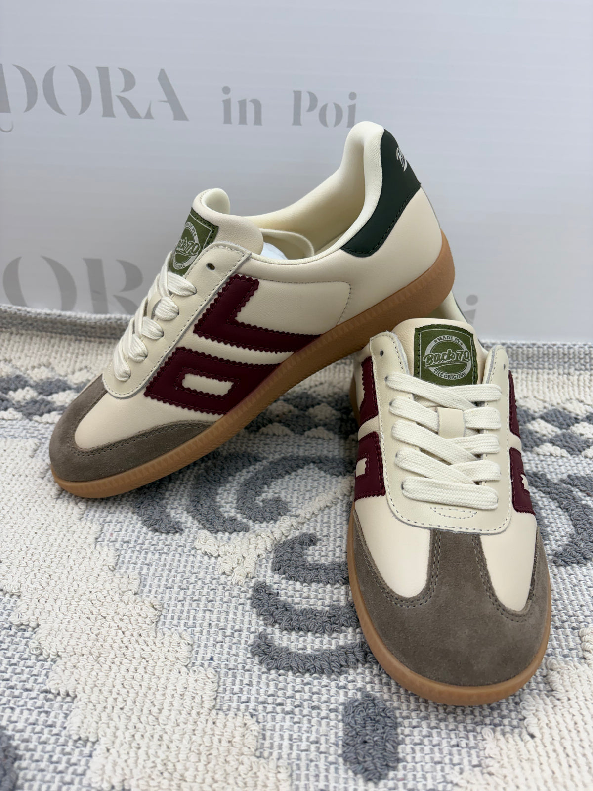 Sneakers panna con dettagli bordeaux,BACK 70.