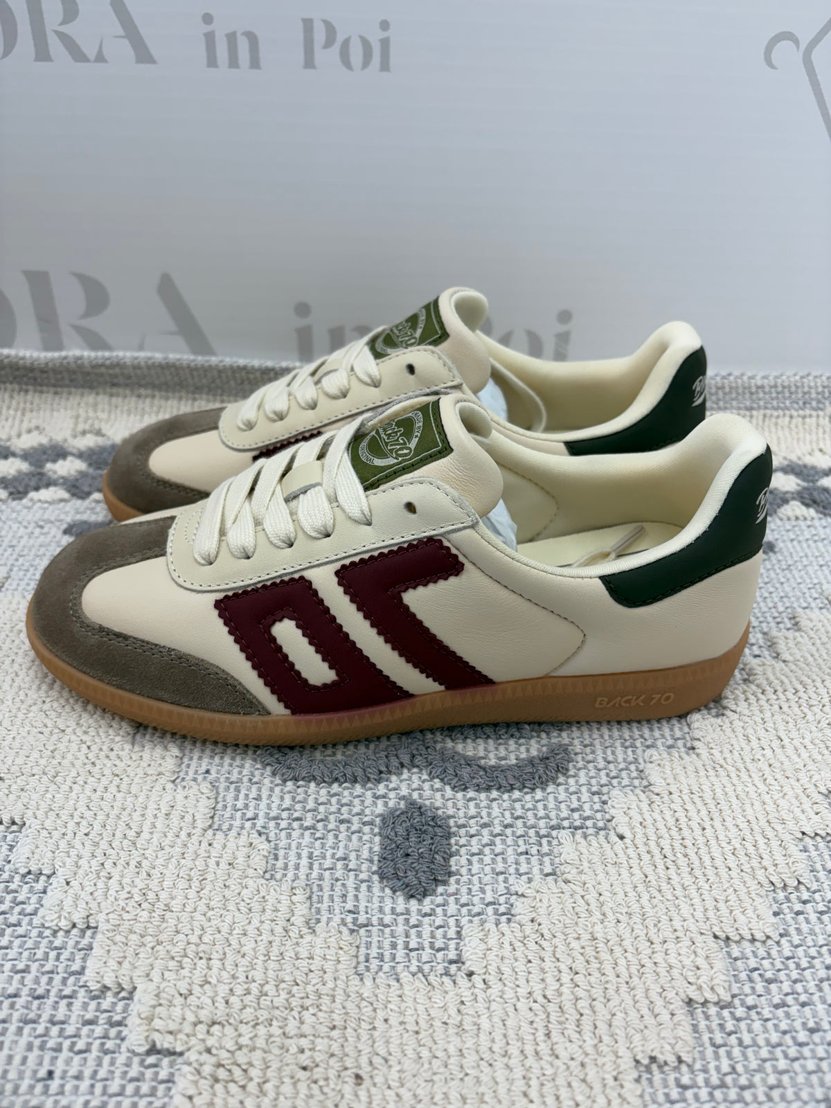 Sneakers panna con dettagli bordeaux,BACK 70.